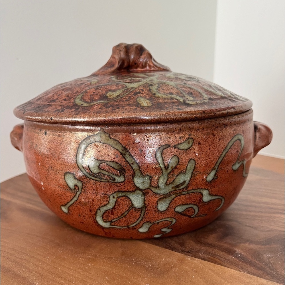 SELFRIDGE Signed Art Pottery Glazed Ceramic Bowl & Lid Side Handles Made Canada